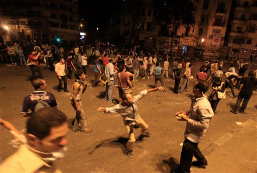  clashes with the Egyptian security in Tahrir Square in Cairo, Egypt ...