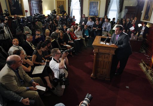 New Jersey Gov. Chris Christie takes questions from the media at the ...