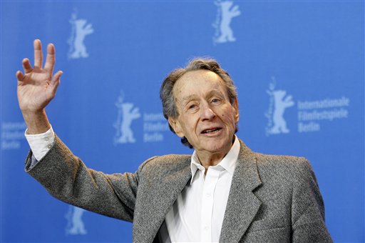 
 FILE - In this Feb. 15, 2007 file photo, U.S. director Arthur Penn waves during a photo-call at the 57th International Film Festival Berlin 'Berlinale' in Berlin where he was awarded the Honorary Golden Bear for his lifetime achievement. (AP Photo/Markus Schreiber, File)
 
