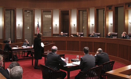 
 Attorney Diane Bratvold argues Republican gubernatorial candidate Tom Emmer's position before the Minnesota Supreme Court Monday afternoon, Nov. 22, 2010 in St. Paul, Minn. The Minnesota Supreme Court heard arguments about how the recount in the governor's race should proceed. (AP Photo/Jeff Wheeler, Pool)
 