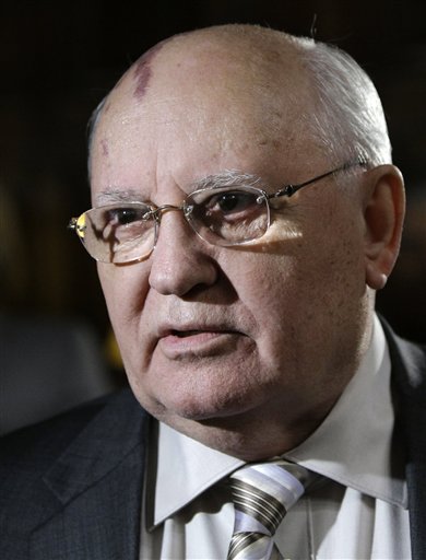 
 Mikhail Gorbachev speaks at a ceremony of annoucement of nominees of Mikhail Gorbachev's unique award 'The Man, who changed the World' in the residence of the United Kingdom Ambassador in Moscow, Thursday, March 10, 2011. (AP Photo/Mikhail Japaridze)
 